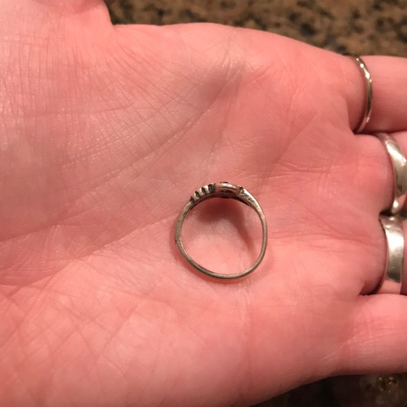 Sterling silver ring - Picture 2 of 2